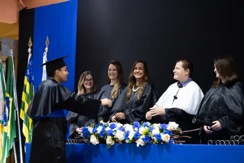Colação de grau: palco e diploma, foto 113 de 180