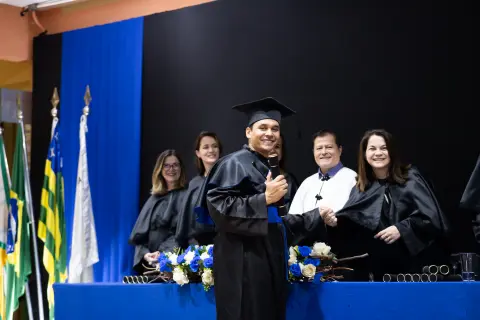Colação de grau: palco e diploma, foto 119 de 180